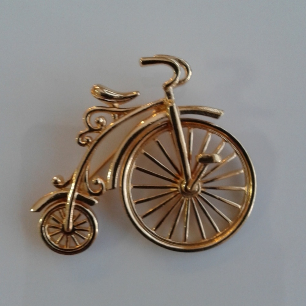 Avon Antique Bicycle Brooch/Pin